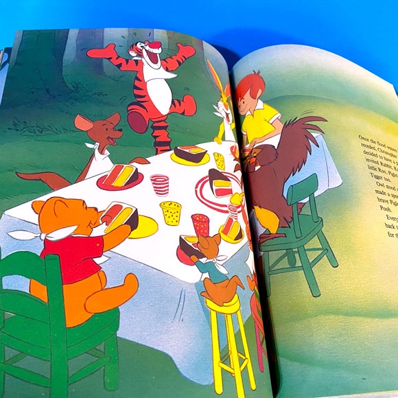 WALT DISNEY WINNIE THE POOH VINTAGE 1986 CLASSIC SERIES HARDCOVER BOOK LIKE NEW - Picture 3 of 11